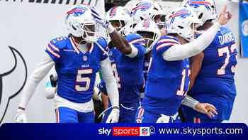Heartbreak for Houston! Palmer scores late game-winning TD for Bills