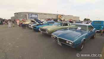 17th annual Cruisin' For A Cure car show held in Brampton