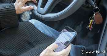 Bestuurder (41) op A50 bij Veghel betrapt met telefoon in de hand