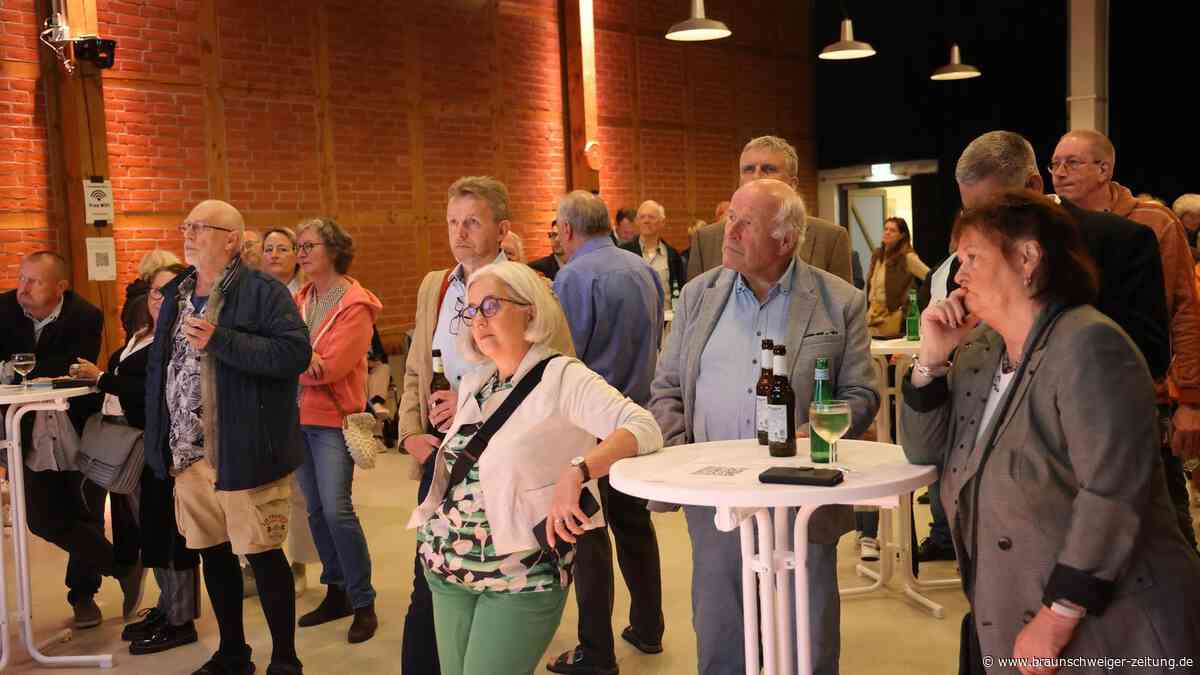 OB-Wahl in Salzgitter: Klingebiel (CDU) und Mair (AfD) müssen in die Stichwahl