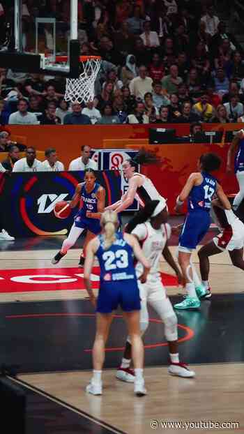 Big mistake, you left Gabby Williams an open lane 🔥 #FIBAWWC
