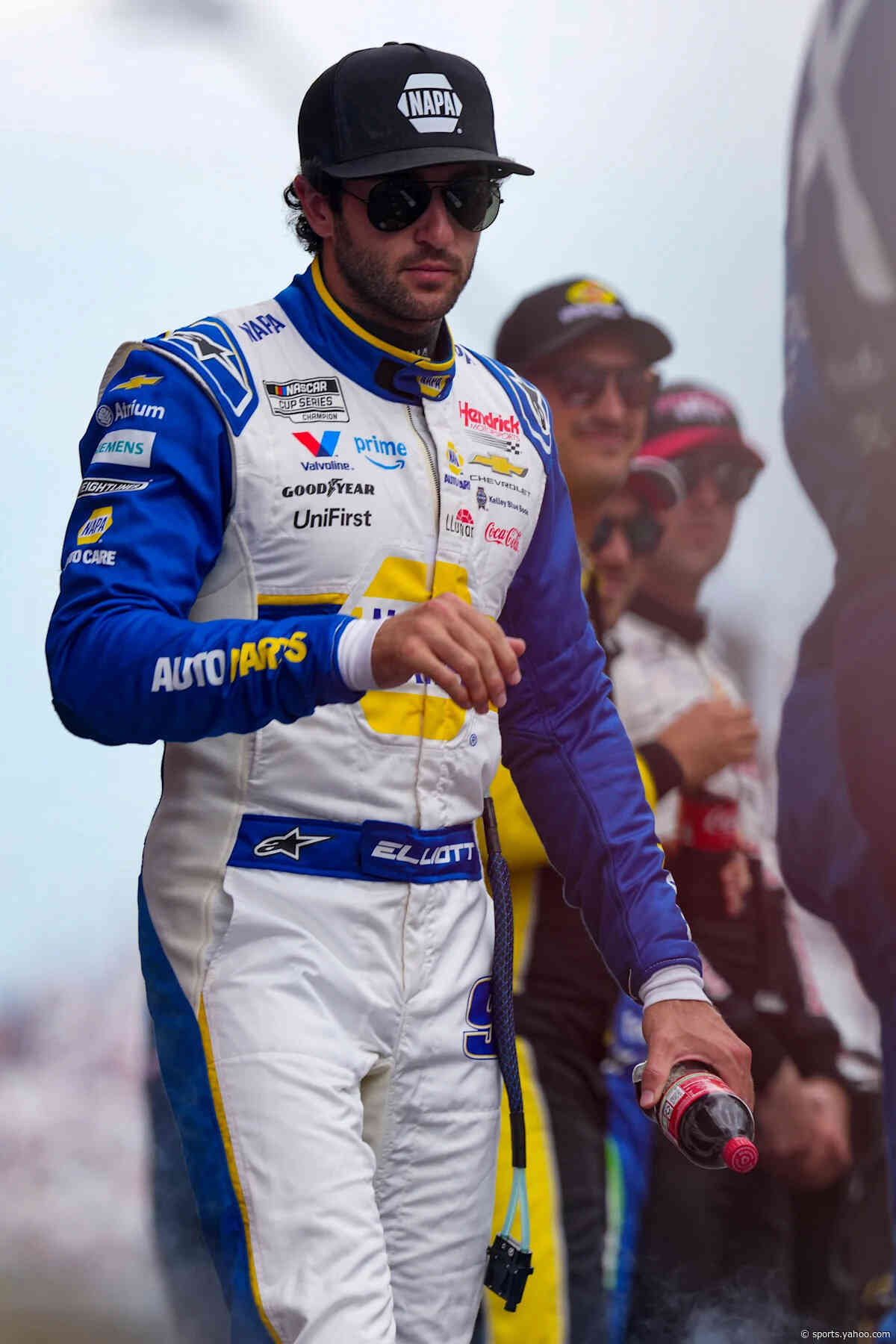 Chase Elliott brake rotor explodes, crashes into Chase Briscoe at NASCAR Gateway race