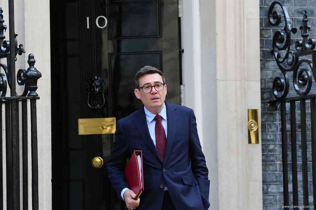 Hundreds of hospitality businesses call on Burnham to lower VAT