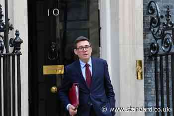Hundreds of hospitality businesses call on Burnham to lower VAT