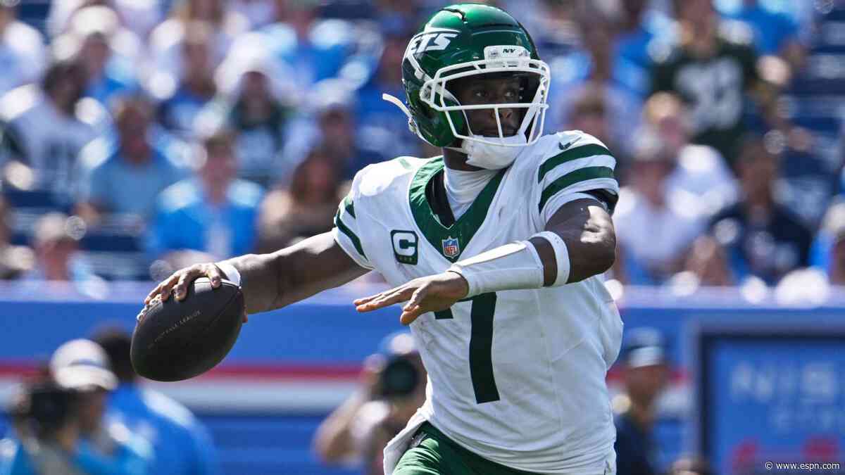 QB Smith wins in Jets re-debut, 3,612 days after previous start