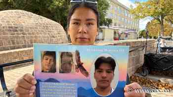 Mourning sister joins others for walk to raise awareness about deadly impact of fentanyl use