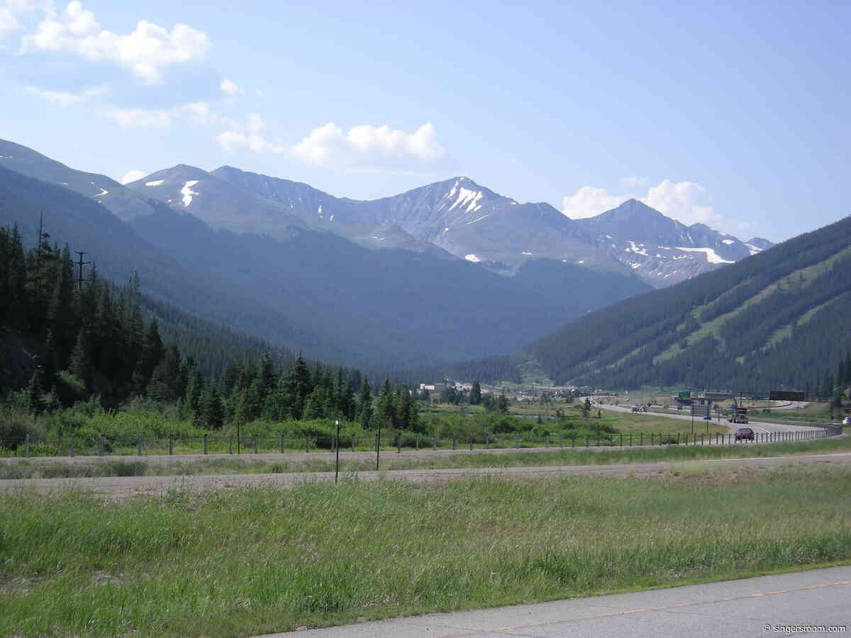 The 10 Most Popular Singers from Colorado