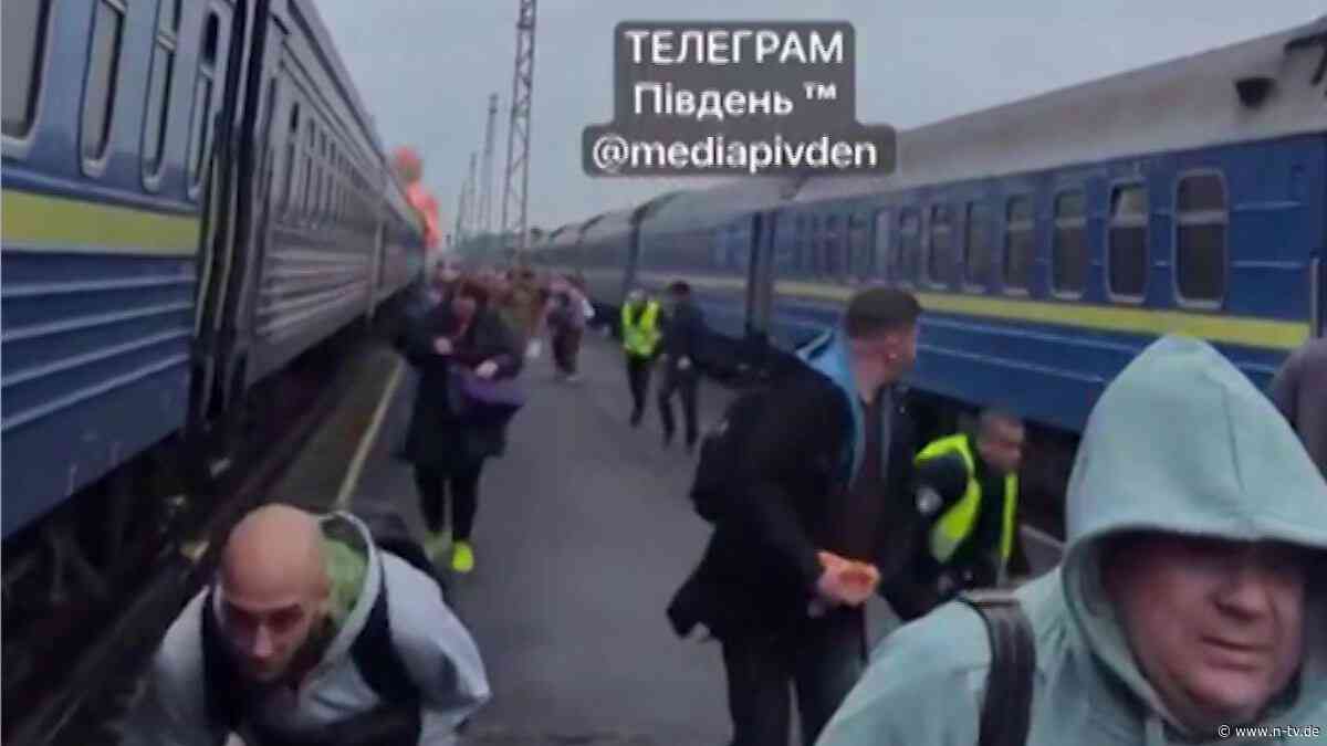 Waren Diplomaten das Ziel?: Scharfe Kritik an russischem Angriff auf Zug in Grenznähe