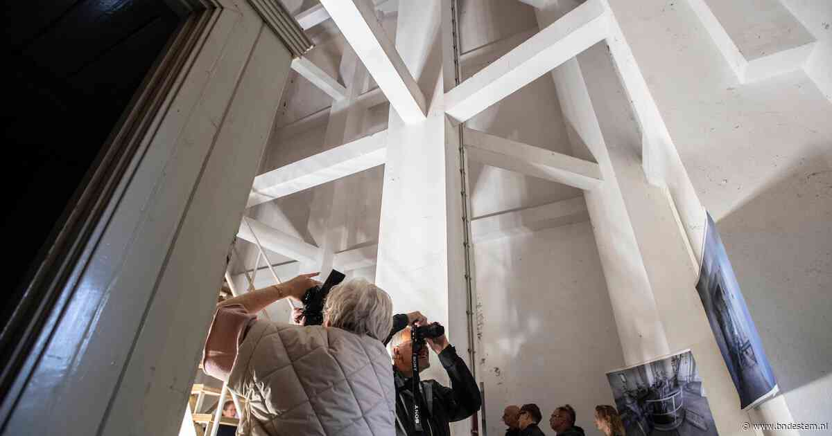 Al decennia potdicht, buurtbewoners nemen voor het eerst in hun leven kijkje in dit geliefde gebouw