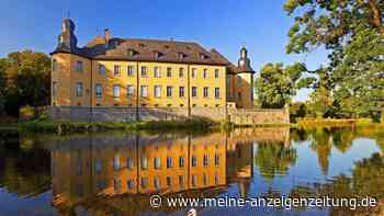 Wasserschloss im goldenen Licht: herbstlicher Ausflug zu Schloss Dyck