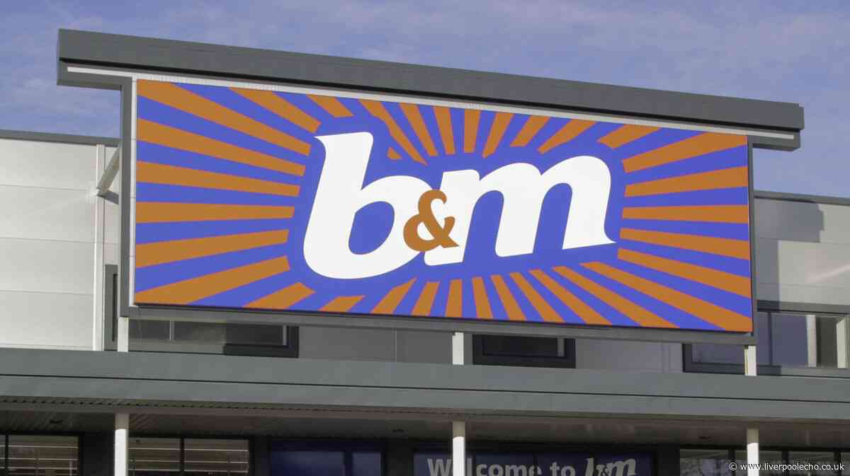 'Homes feel like a spa' with B&M's 'completely unique' £8 table lamp