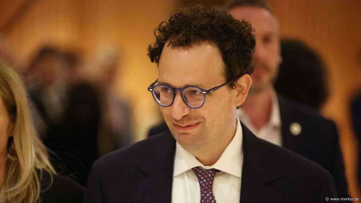 Anthropic-Chef bremst KI-Entwicklung aus – Kritiker sehen dahinter knallhartes Kalkül