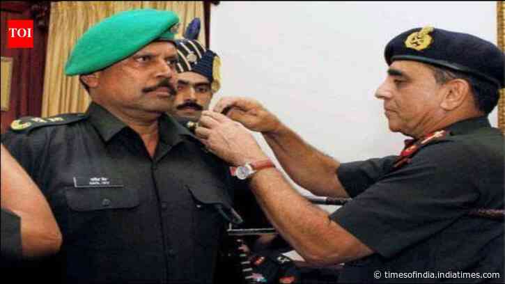 Cricketers With Second Uniforms: Stars take police and defence ranks