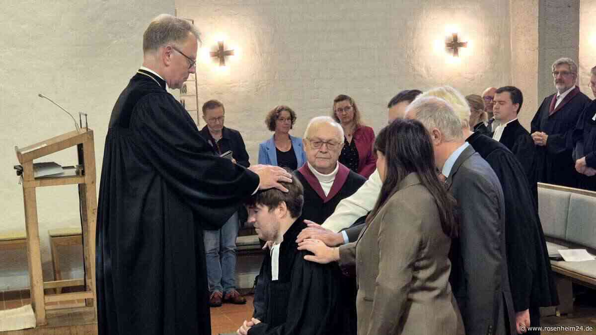 Nach über 40 Jahren: Wasserburg am Inn feiert wieder eine Ordination