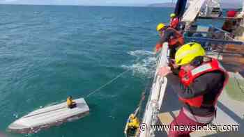 15-jarige jongen dobbert drie dagen rond op zee, ziet broer en neef verdrinken