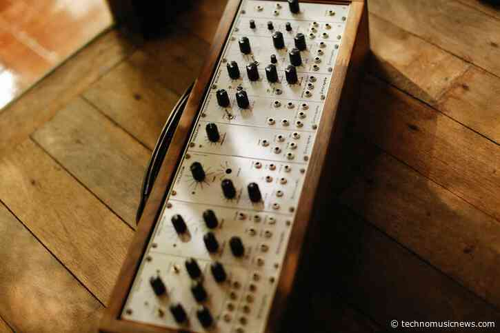 Unlocking the Artistic Potential of Vintage Drum Machines
