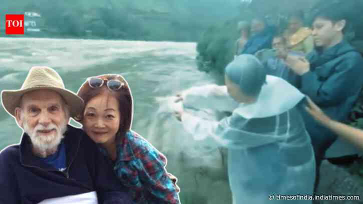 Japanese woman carries late husband’s ashes to Uttarakhand's Bageshwar; fulfils his final wish