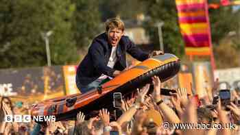 In pictures: Thousands flock to Radio 2 in the Park in Stirling