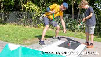 „Es fühlt sich nach Urlaub an“: So klappt es mit dem Einlochen beim Minigolf