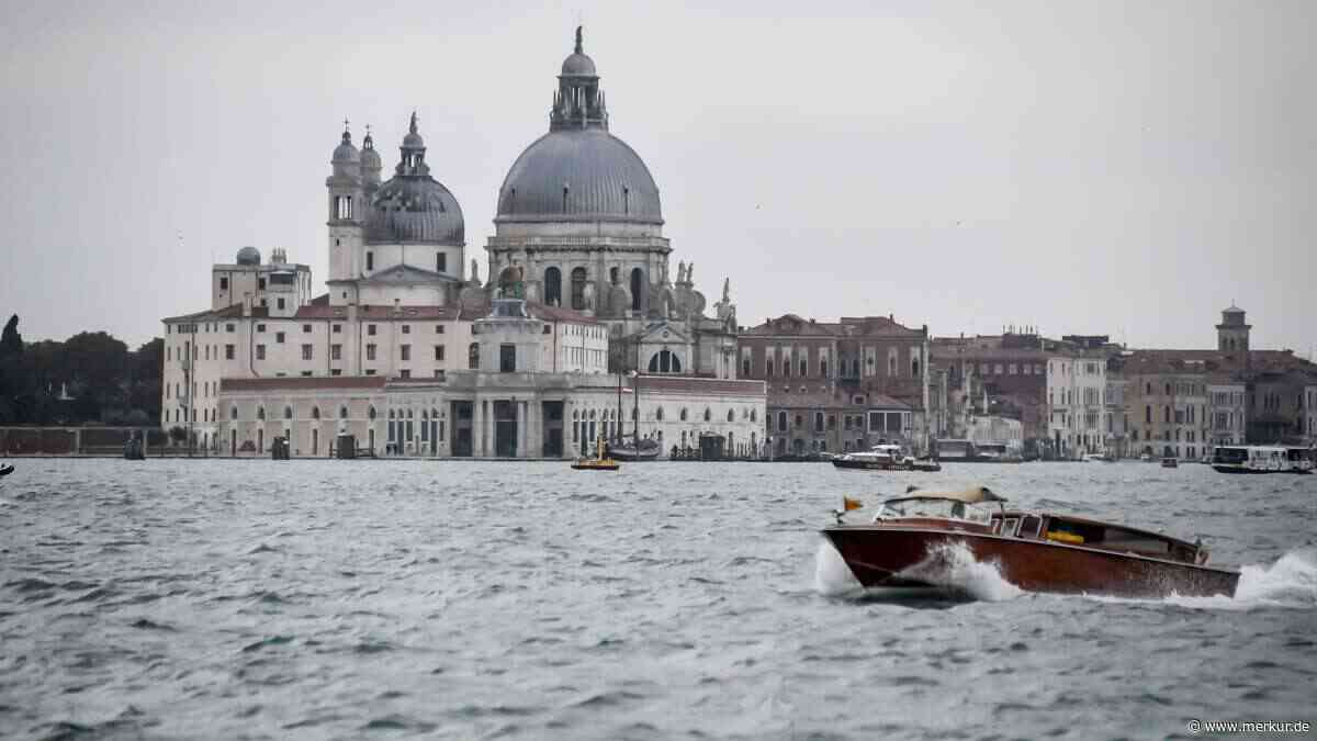 Tragödie erschüttert Venedig: Junger Mann stirbt – von seiner Frau wird nur die Handtasche gefunden