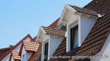 Dachausbau ohne Baugenehmigung: Freising fordert trotzdem Meldung
