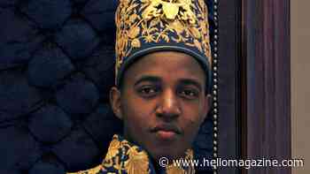 Heartbreaking scenes as funeral is held for world's youngest monarch who died aged 34