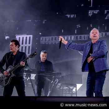 Simple Minds bring Radio 2 In The Park to a spectacular close in Stirling