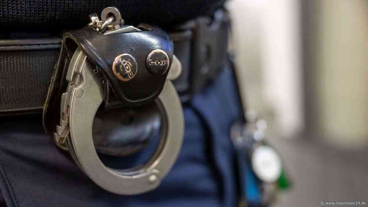 Gesuchter Dieb im Zug geschnappt – Fahnder bringen 44-Jährigen hinter Gitter