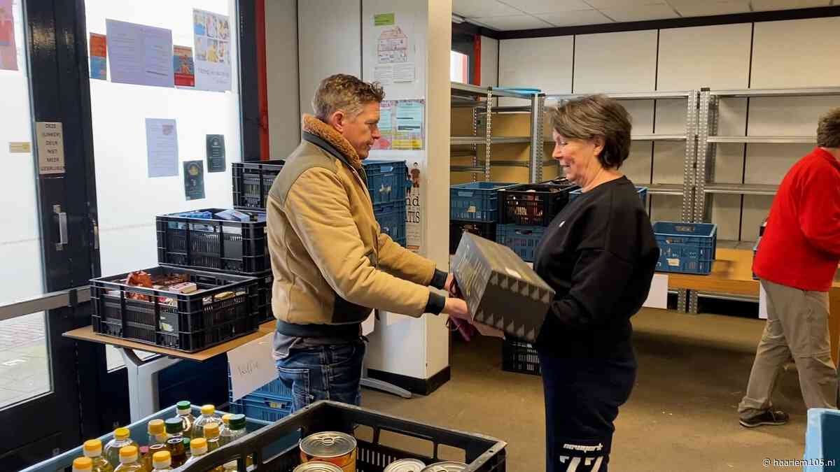 Voedselbank Haarlem zet donateurs in het zonnetje met feestelijke middag: ‘Zonder kunnen we niet werken’