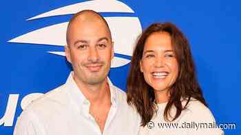 Katie Holmes, 47, packs on the PDA with younger artist boyfriend Jason Bard Yarmosky, 39, at the US Open final