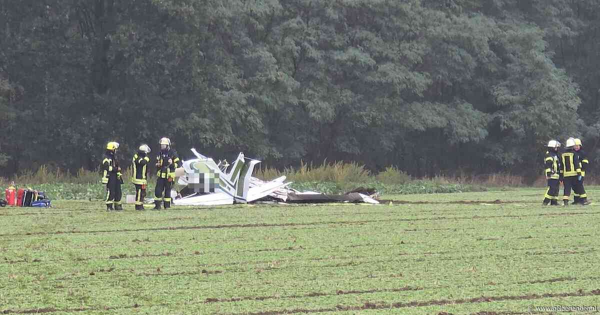Vliegtuigje uit Hilversum verliest koers en stort neer in Duitsland: drie doden