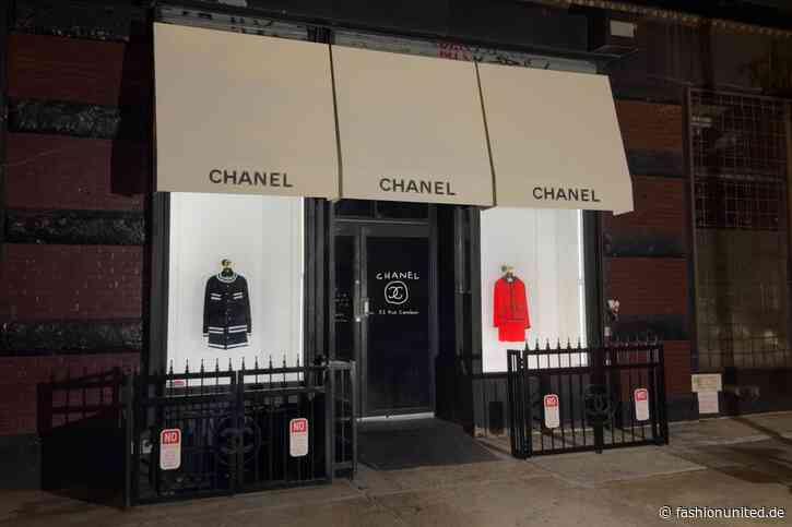 Chanel aus Sperrholz: Tom Sachs stellt in New York den Wert von Luxus infrage