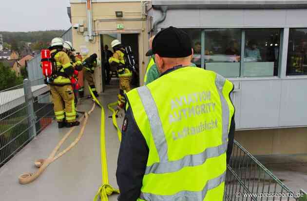 FW Mechernich: Hubschrauberunfall auf dem Krankenhauslandeplatz - Feuerwehr übt den Ernstfall