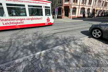 Messerattacke am Zwickauer Neumarkt: Polizei sucht weiter nach dem Täter