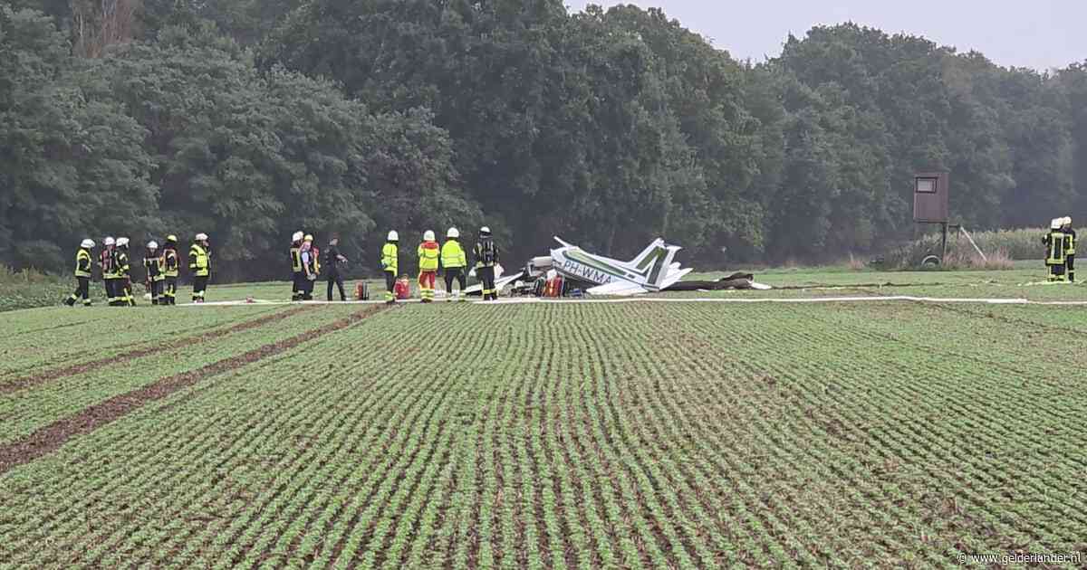 Nederlands vliegtuigje verliest koers en stort neer vlak over de grens in Duitsland: drie doden