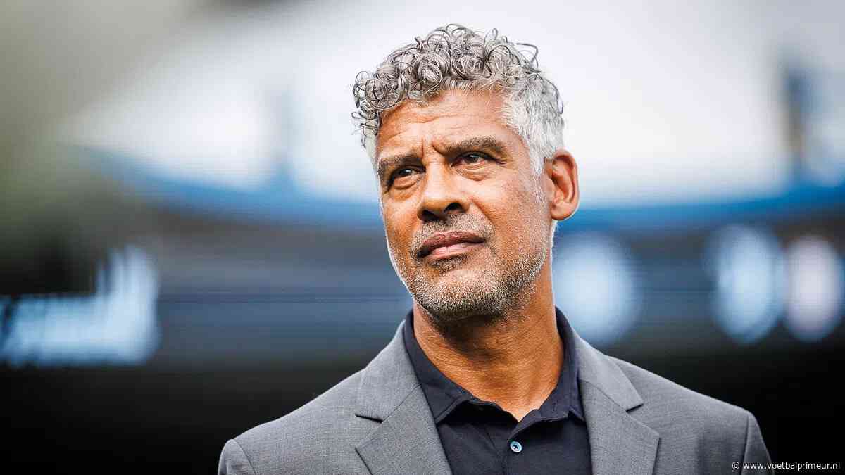 Rijkaard is positief gestemd over komst Xavi bij Oranje: 'Vond het wel verrassend'
