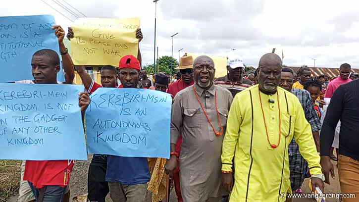 Kerebiri-Mein chiefs, youths protest delayed staff of office