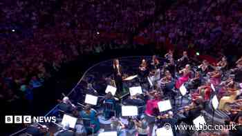 Watch: Fantasia on British Sea-Songs at the Last Night of the Proms