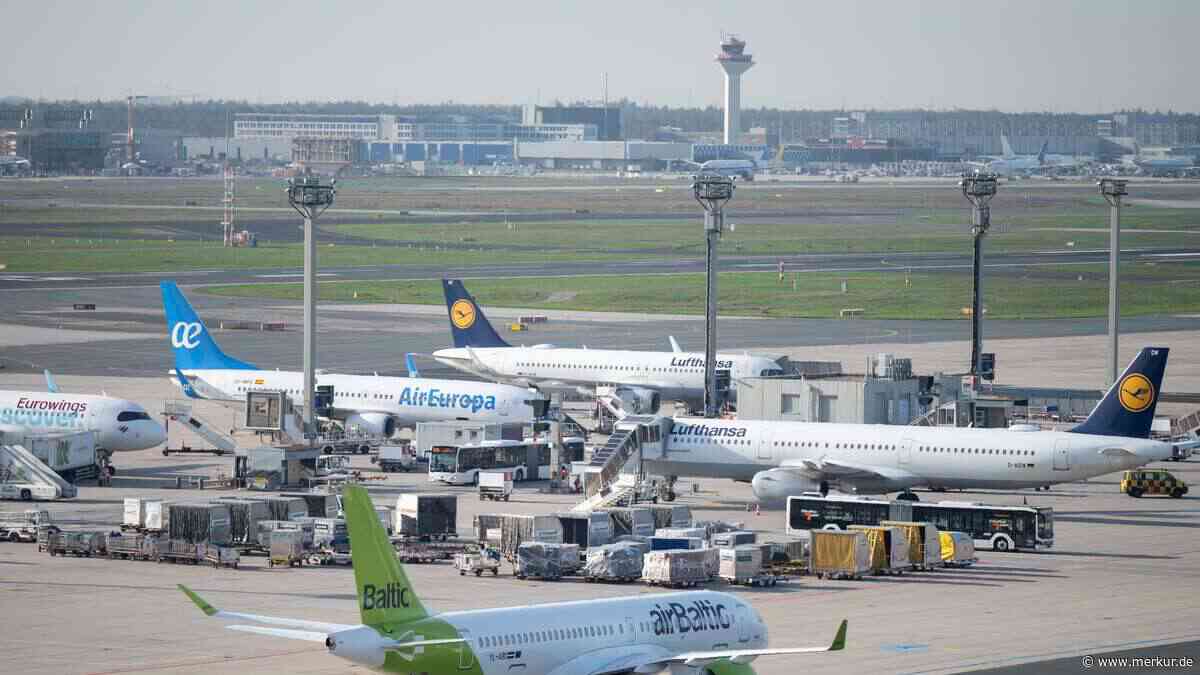 Große Fluggesellschaft ist insolvent – Airline fliegt auch München, Berlin und Frankfurt an