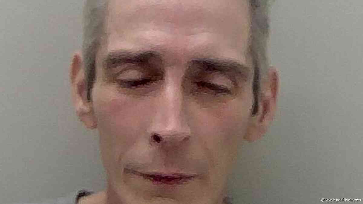 Chatham murderer jailed for life after stabbing over £10 phone debt