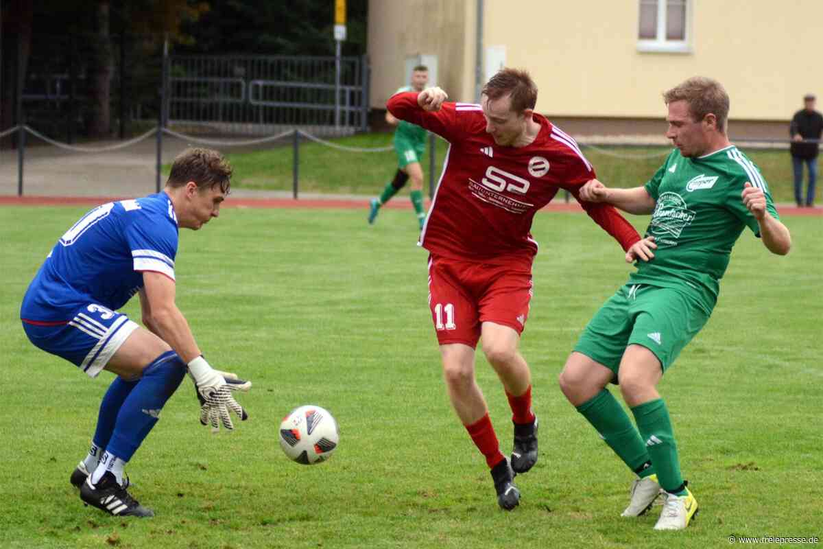 Fußball-Vogtlandliga: VfB Lengenfeld hakt mit erstem Sieg die Derbyklatsche ab
