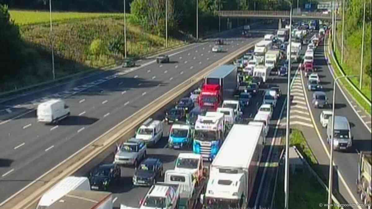 M6 recap as drivers warned of 60-minute delays after crash