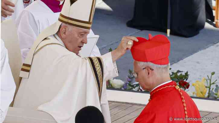 Dalla “Chiesa povera per i poveri” al Covid, fino alla revoca dei tagli: i “sacrifici” di Francesco, le mosse di Leone XIV e il ruolo dei donatori Usa