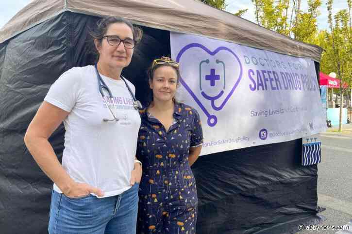‘We’re not here to judge’: Doctors bring back-to-school drug checking to UVic