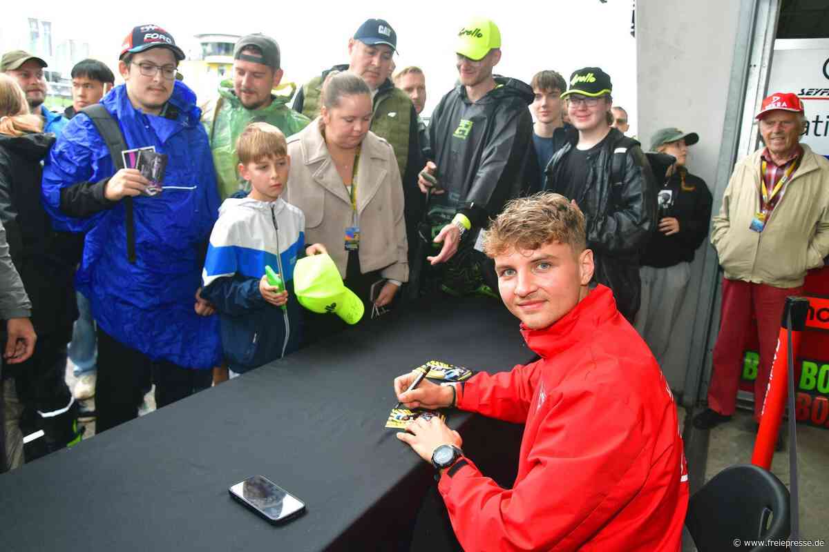 Mittelsächsischer Pilot setzt bei DTM-Debüt auf dem Sachsenring erstes Achtungszeichen