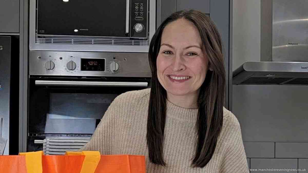 Mum makes £300 for Christmas with quick five minute side-hustle