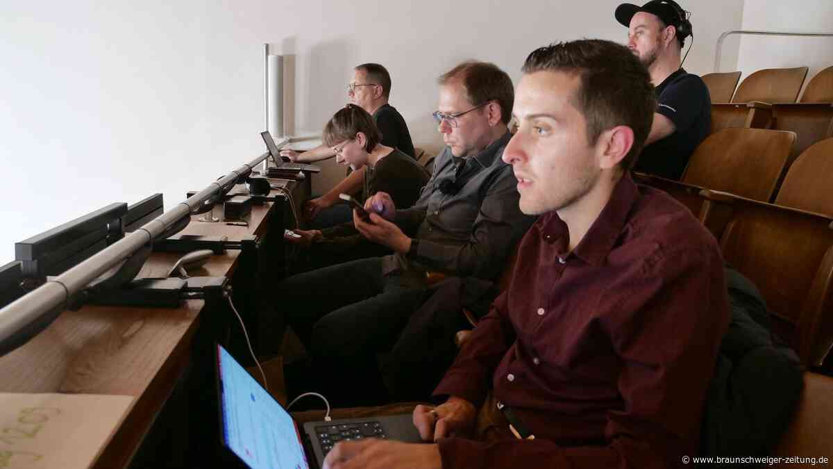Kommunalwahlen in der Redaktion: Ein Abend zwischen Interviews und Zeitdruck