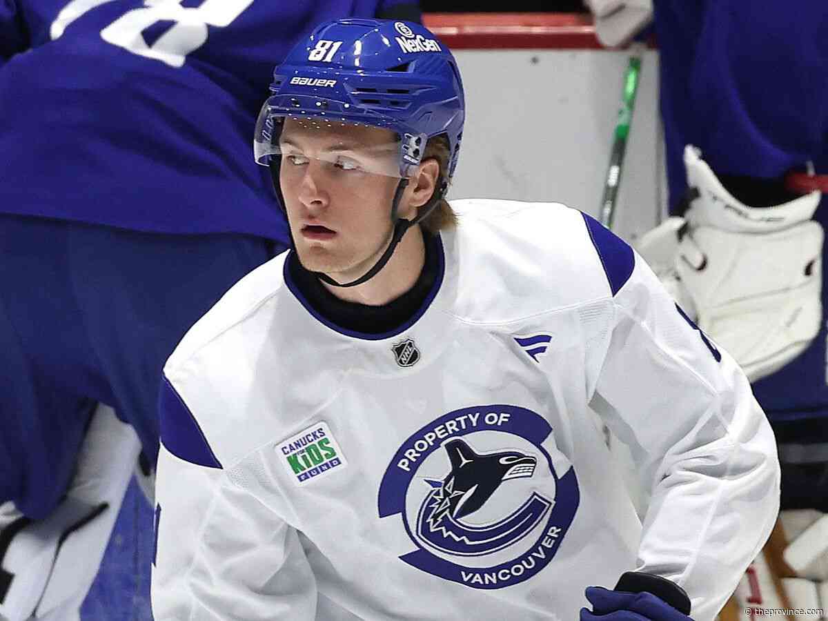 Canucks Prospects: Big Brooks Rogowski shows fancy passing skills in showcase win
