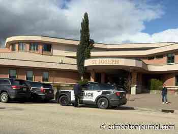 Threats posted to Snapchat prompt lockdown at Grande Prairie school