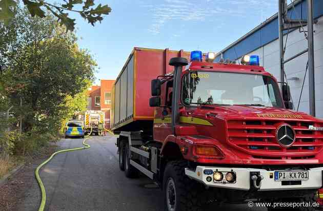 FW-PI: Feuer in Kabelschacht sorgt für starke Rauchentwicklung in Industriegebäude